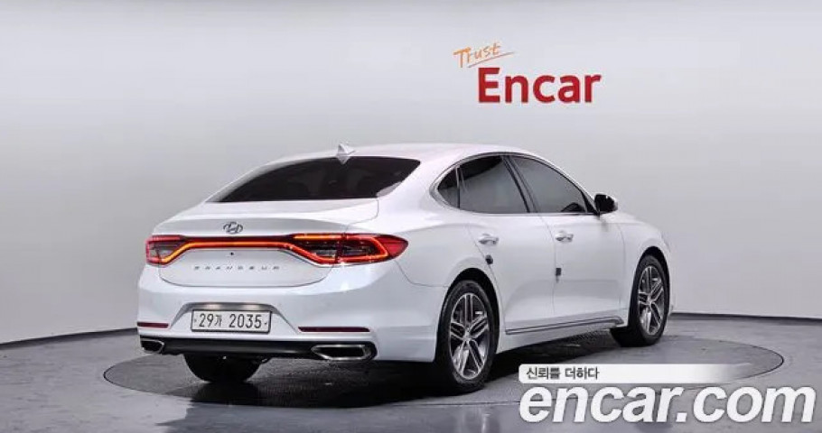 Hyundai Grandeur 