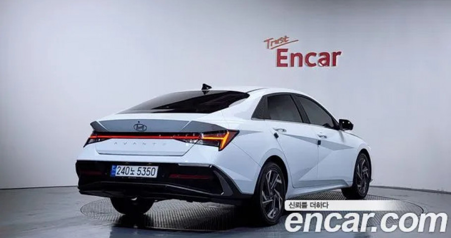 Hyundai Avante (Elantra) 