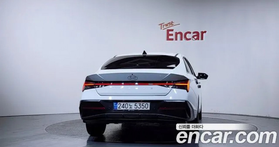 Hyundai Avante (Elantra) 