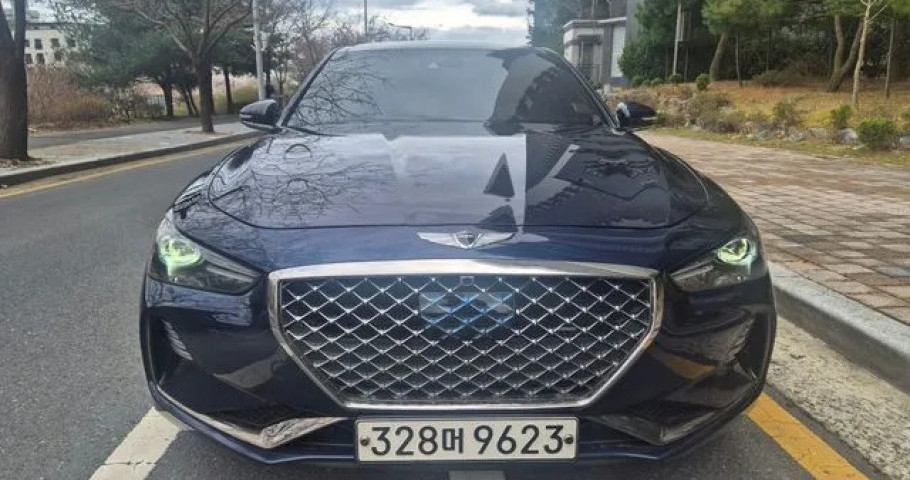 Genesis G70 