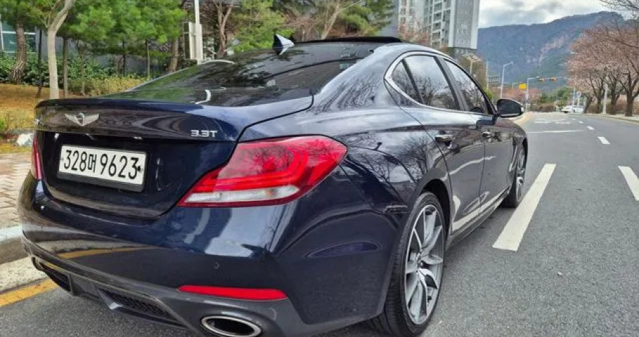Genesis G70 