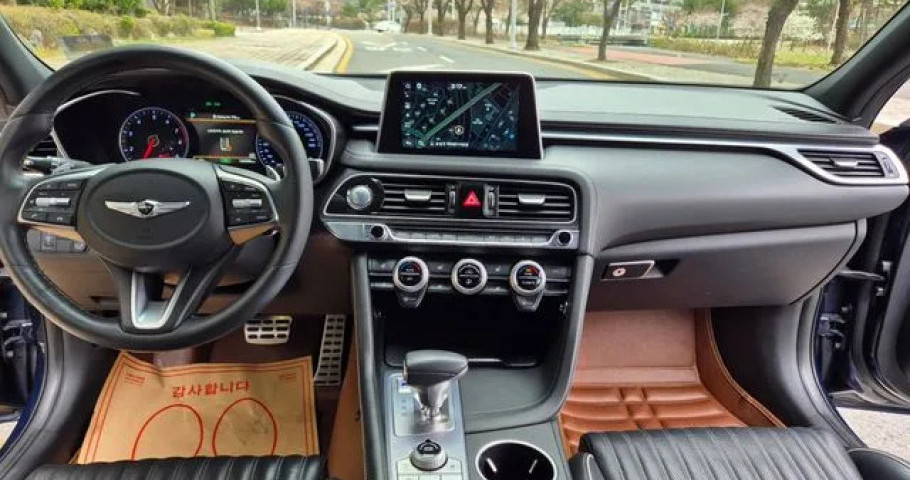 Genesis G70 