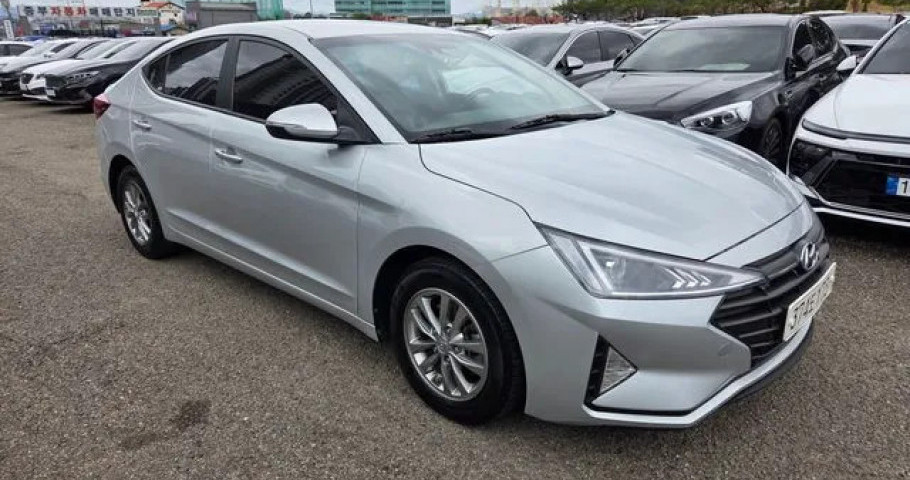 Hyundai Avante (Elantra) 