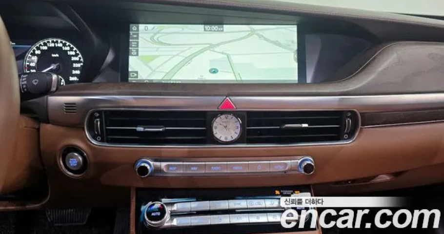 Genesis G90 