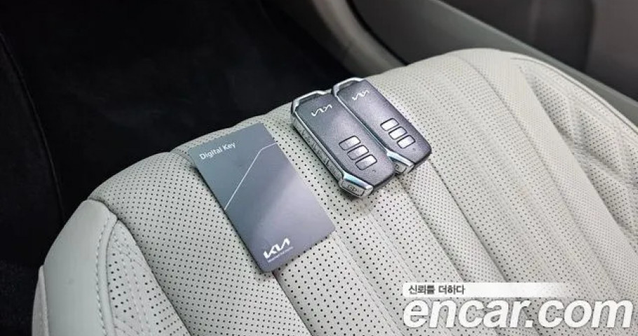 Kia K8 