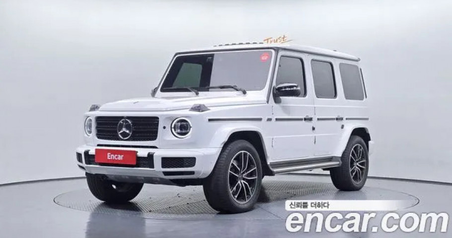 Mercedes-Benz G-Class 