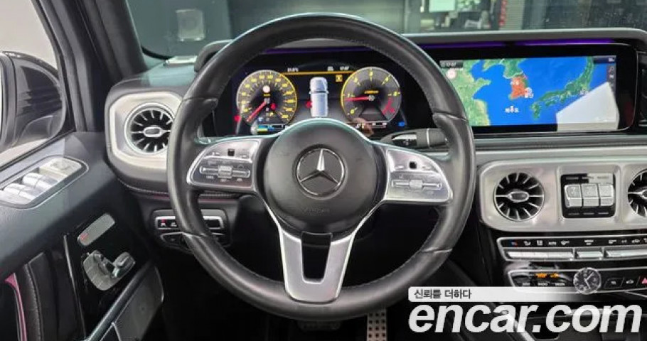 Mercedes-Benz G-Class 
