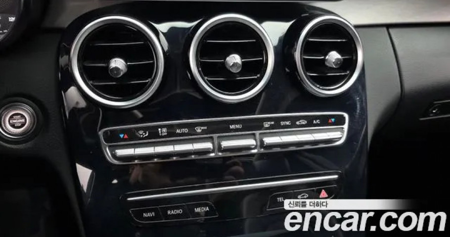 Mercedes-Benz C-Class 