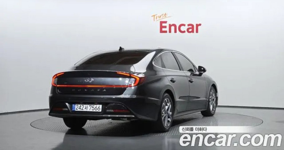 Hyundai Sonata 