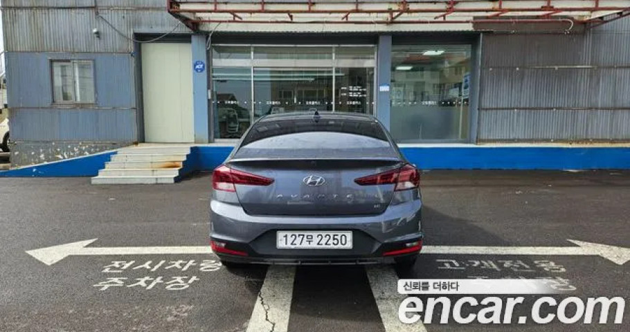 Hyundai Avante (Elantra) 