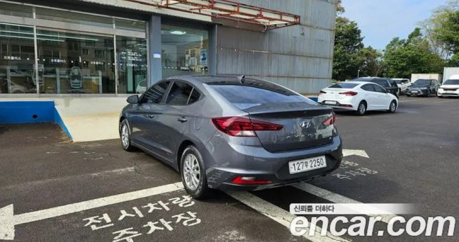 Hyundai Avante (Elantra) 