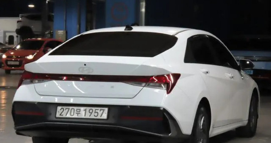 Hyundai Avante (Elantra) 