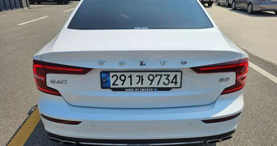 Volvo S60 