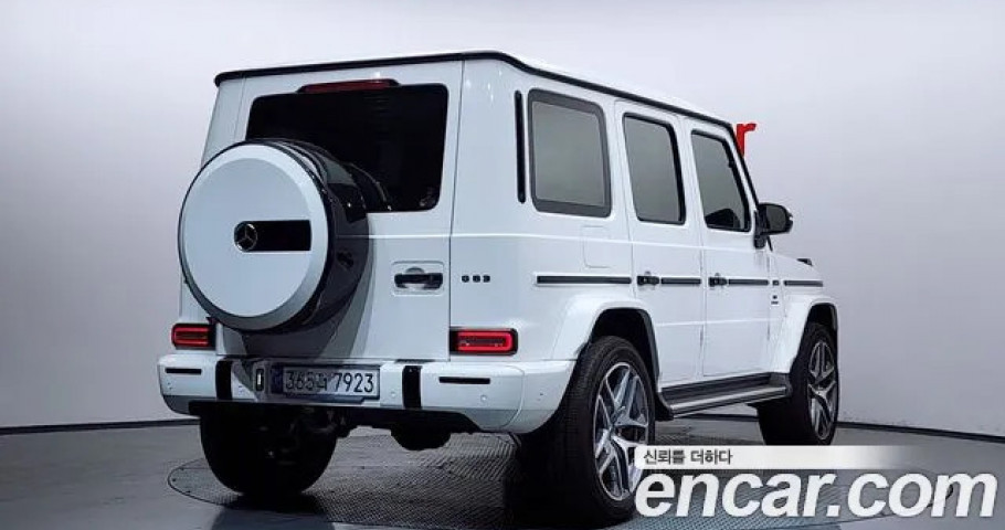 Mercedes-Benz G-Class 