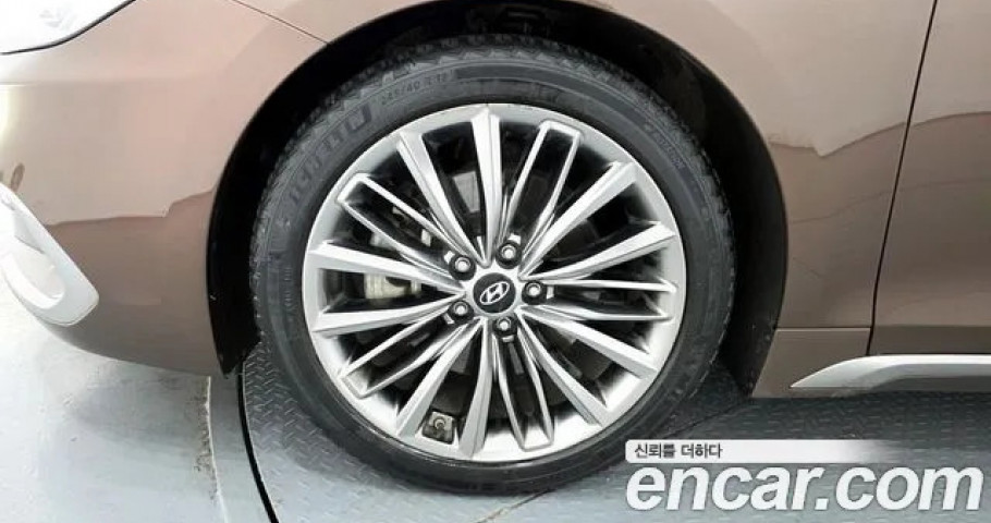 Hyundai Grandeur 