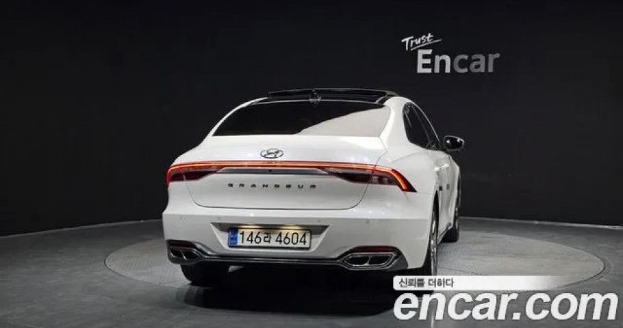 Hyundai Grandeur 