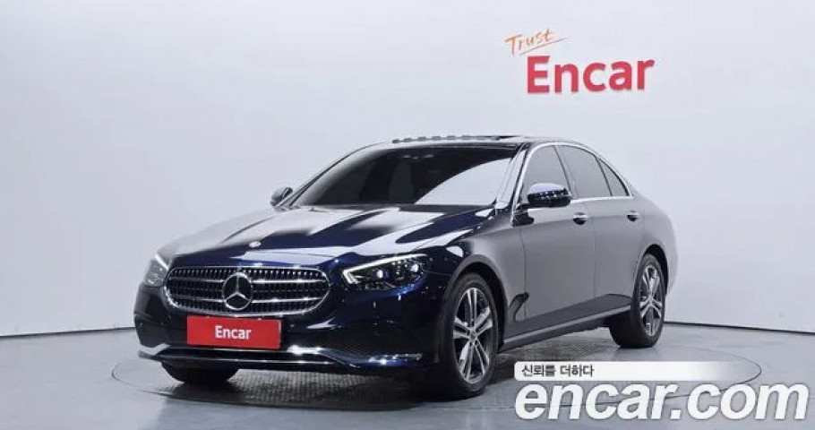 Mercedes-Benz E-Class 