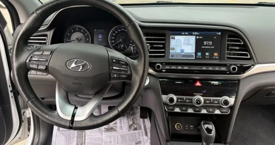 Hyundai Avante (Elantra) 