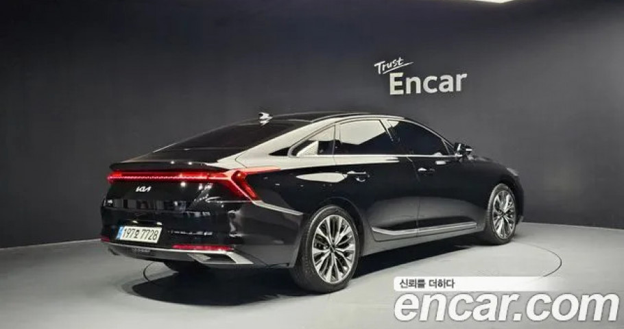 Kia K8 