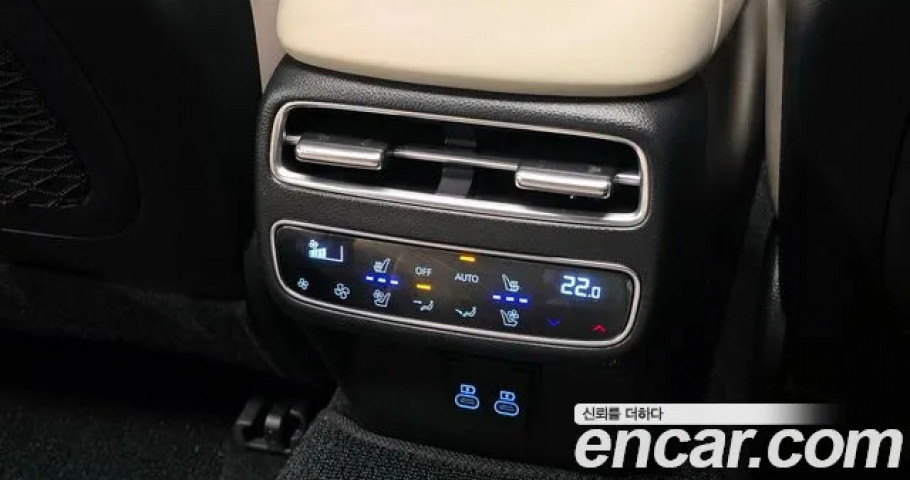 Genesis Gv70 