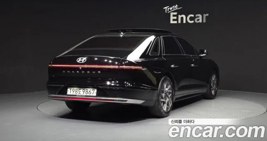 Hyundai Grandeur 