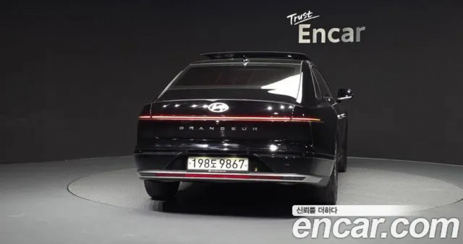 Hyundai Grandeur 