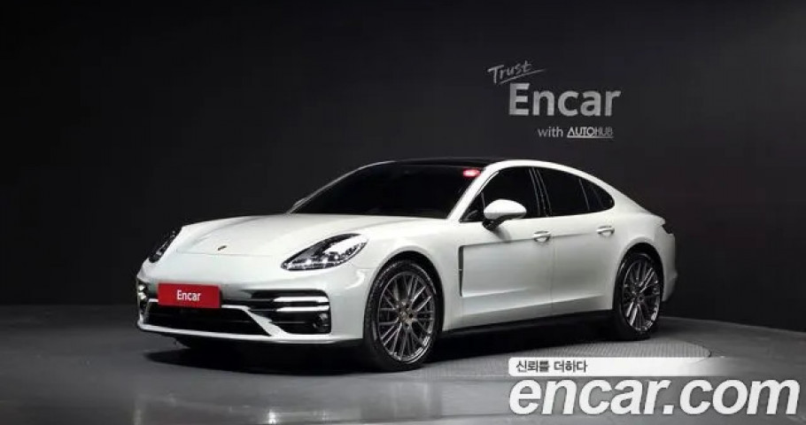 Porsche Panamera 