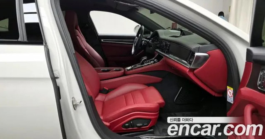 Porsche Panamera 