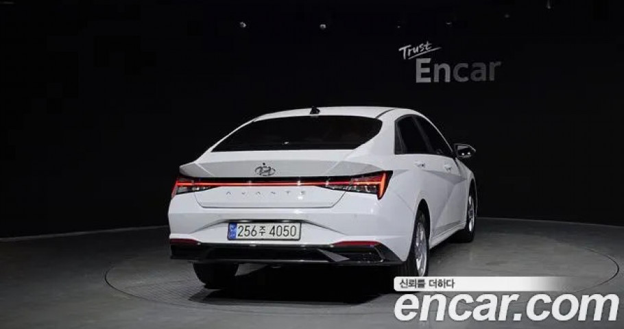 Hyundai Avante (Elantra) 