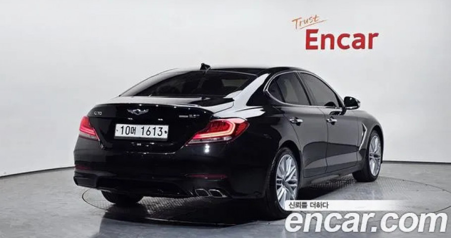 Genesis G70 