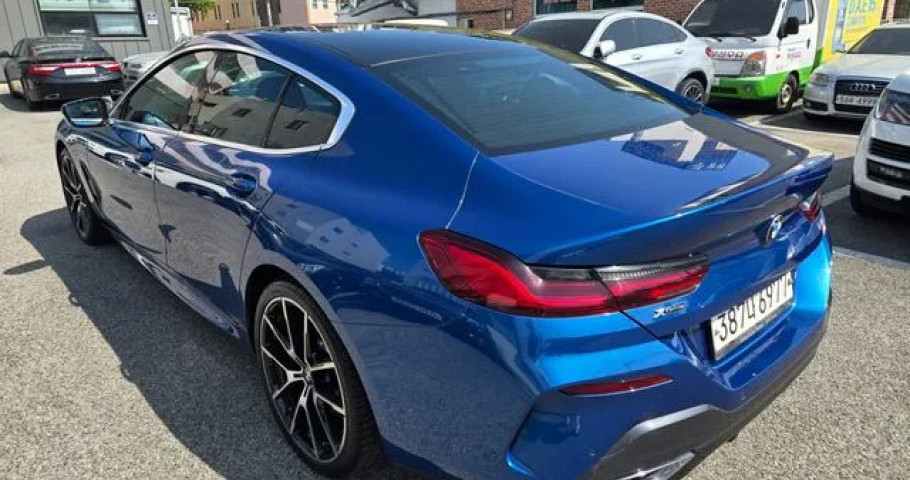 Bmw 8-Series 