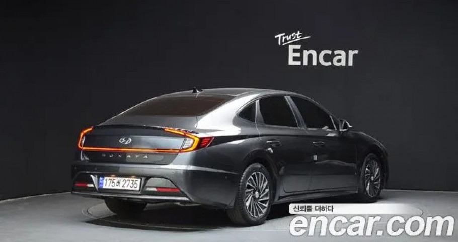 Hyundai Sonata 