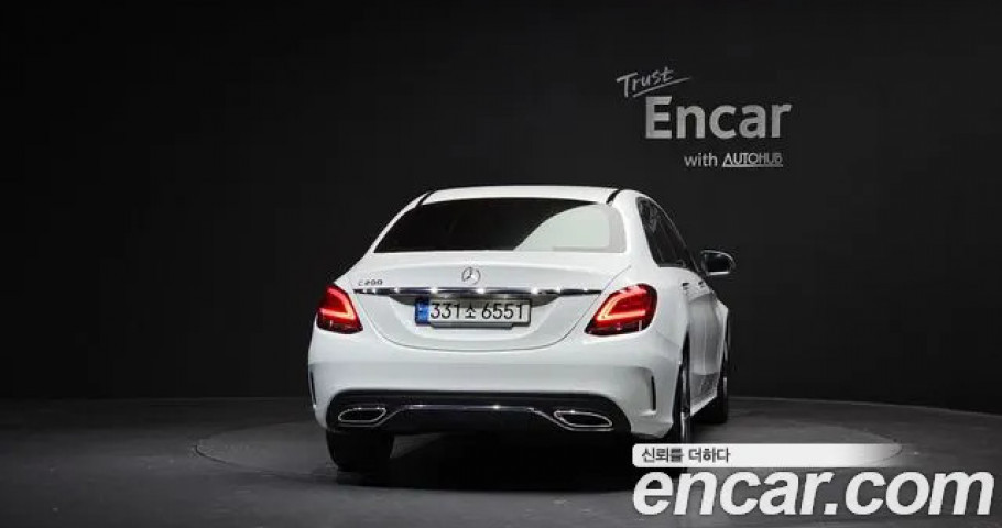 Mercedes-Benz C-Class 