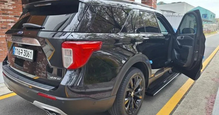 Ford Explorer 