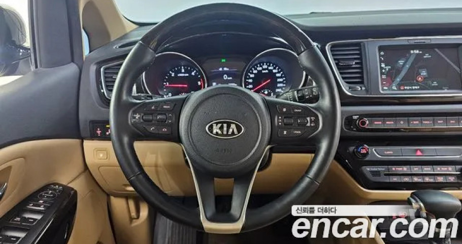 Kia Carnival 