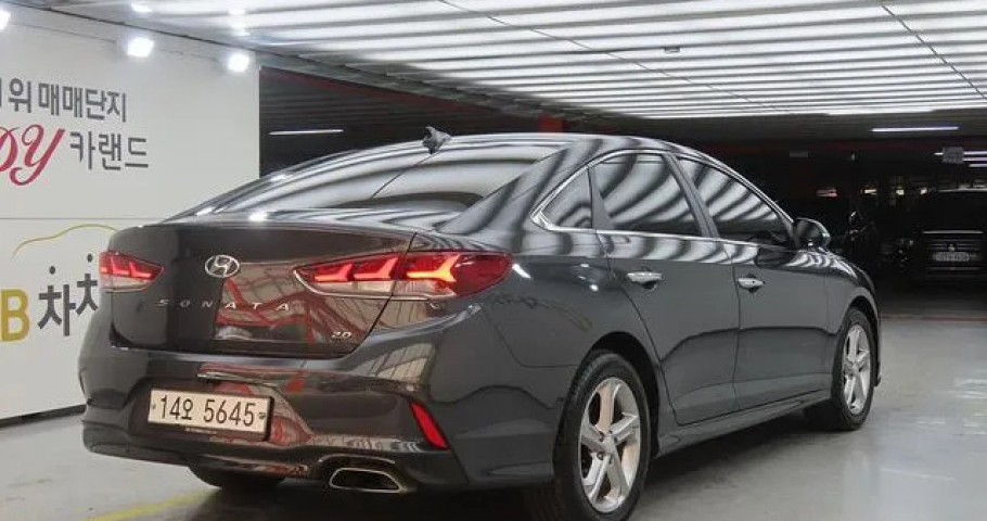 Hyundai Sonata 