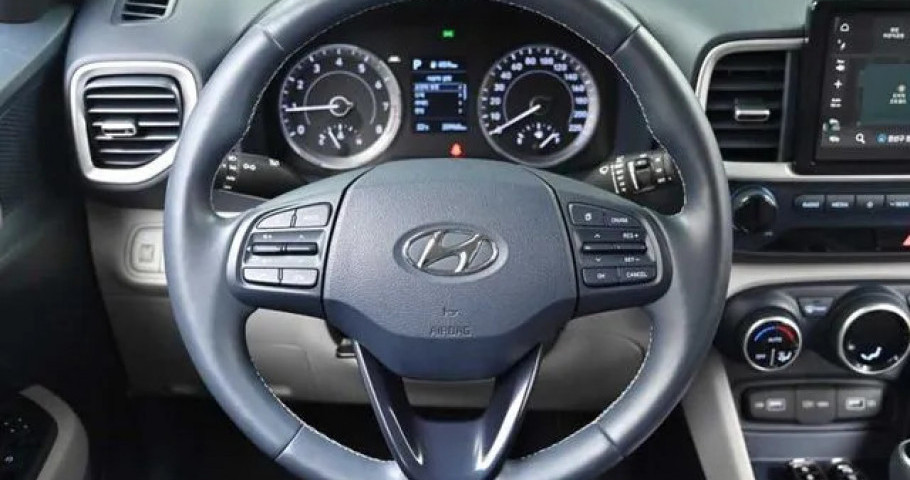 Hyundai Venue 