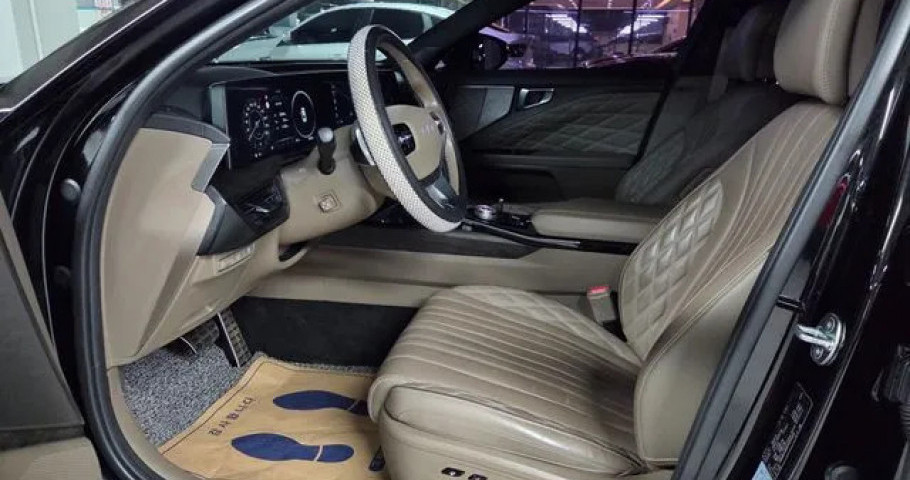Kia K8 