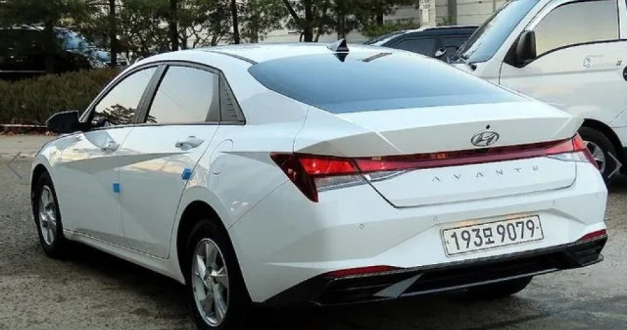 Hyundai Avante (Elantra) 