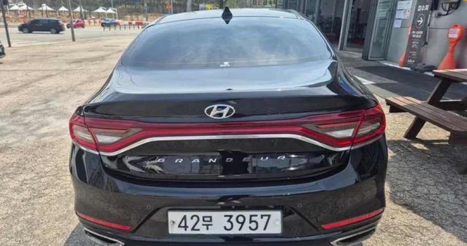 Hyundai Grandeur 