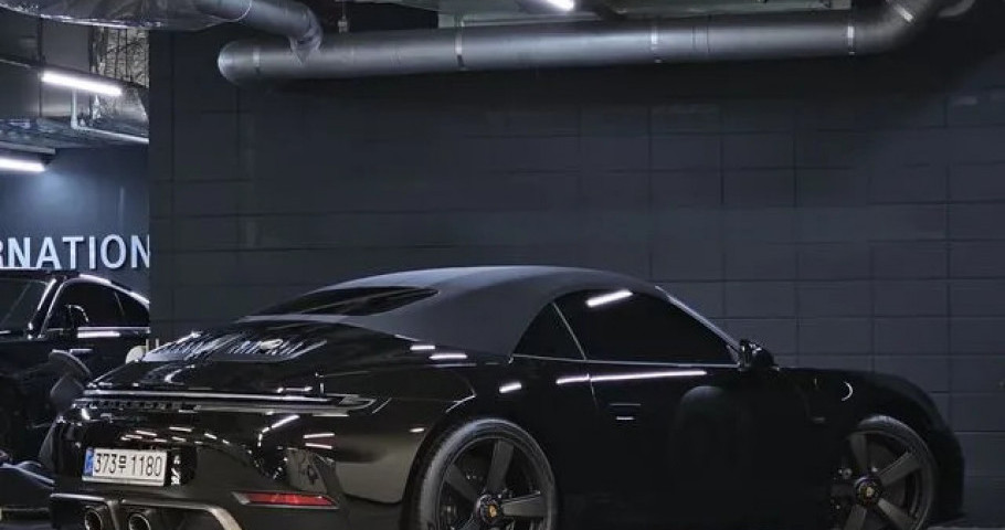Porsche 911 
