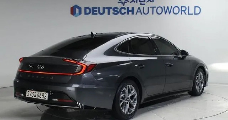 Hyundai Sonata 