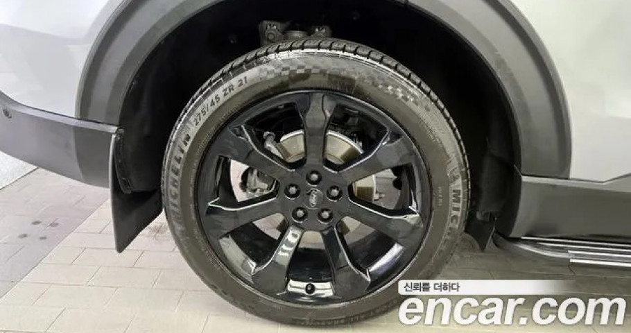 Ford Explorer 