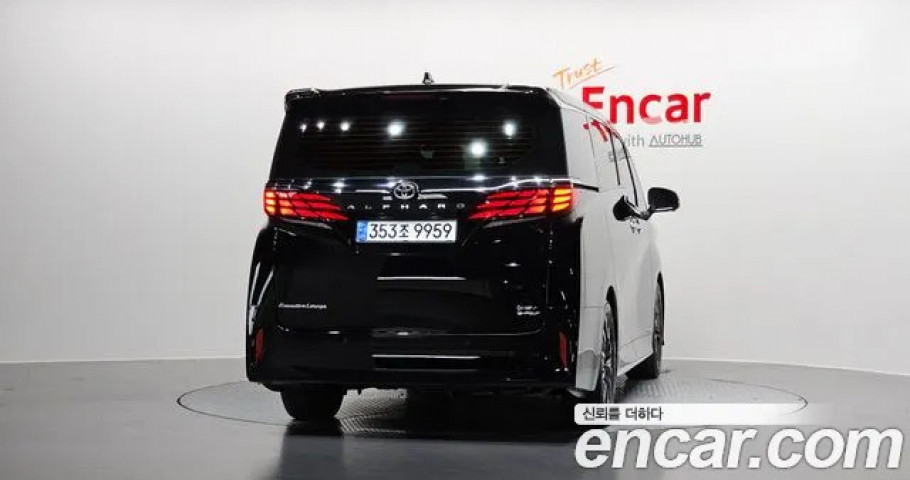 Toyota Alphard 