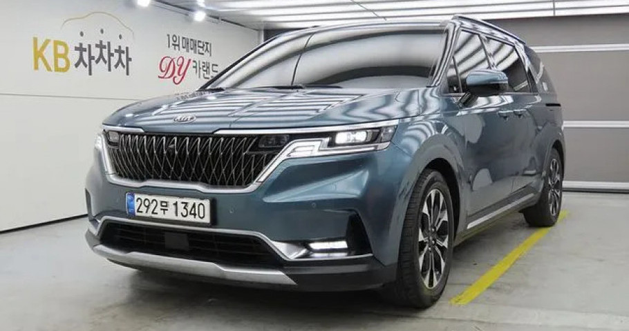 Kia Carnival 
