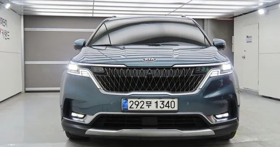 Kia Carnival 