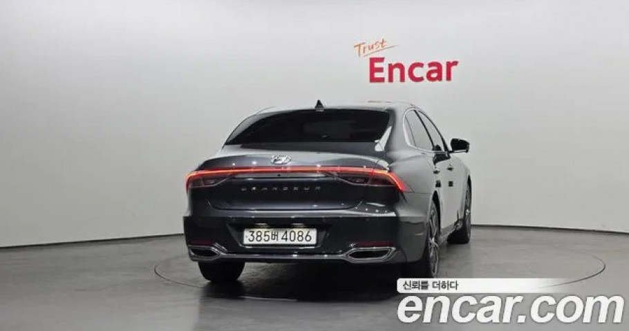 Hyundai Grandeur 