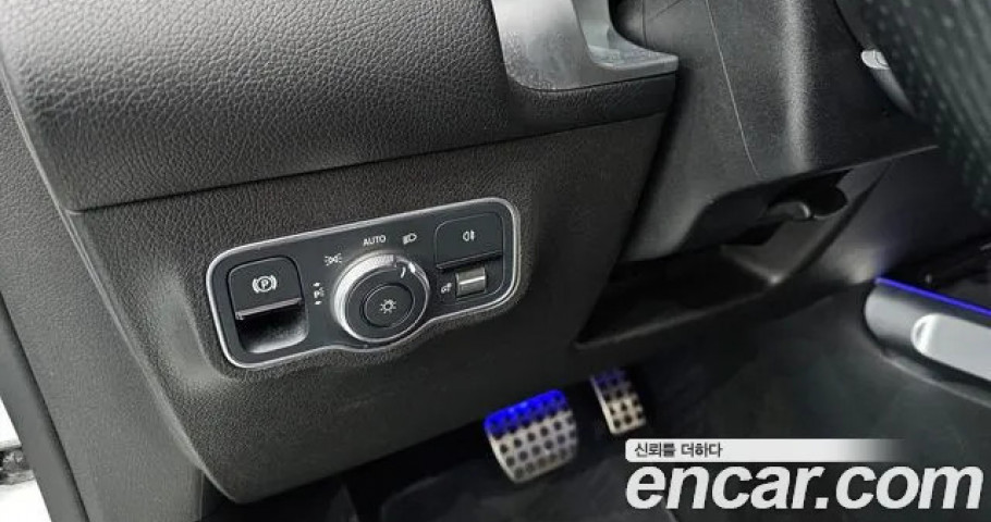 Mercedes-Benz Glb-Class 