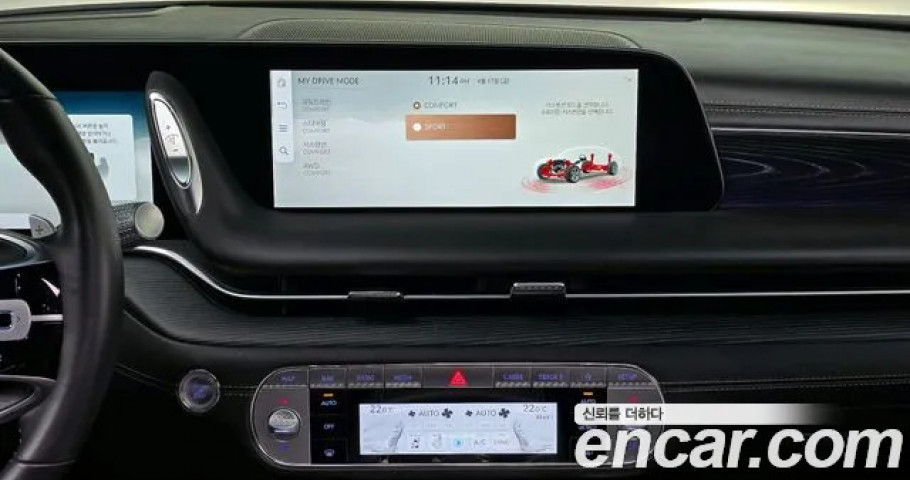 Genesis G90 
