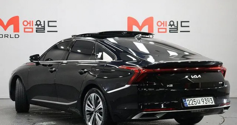 Kia K8 